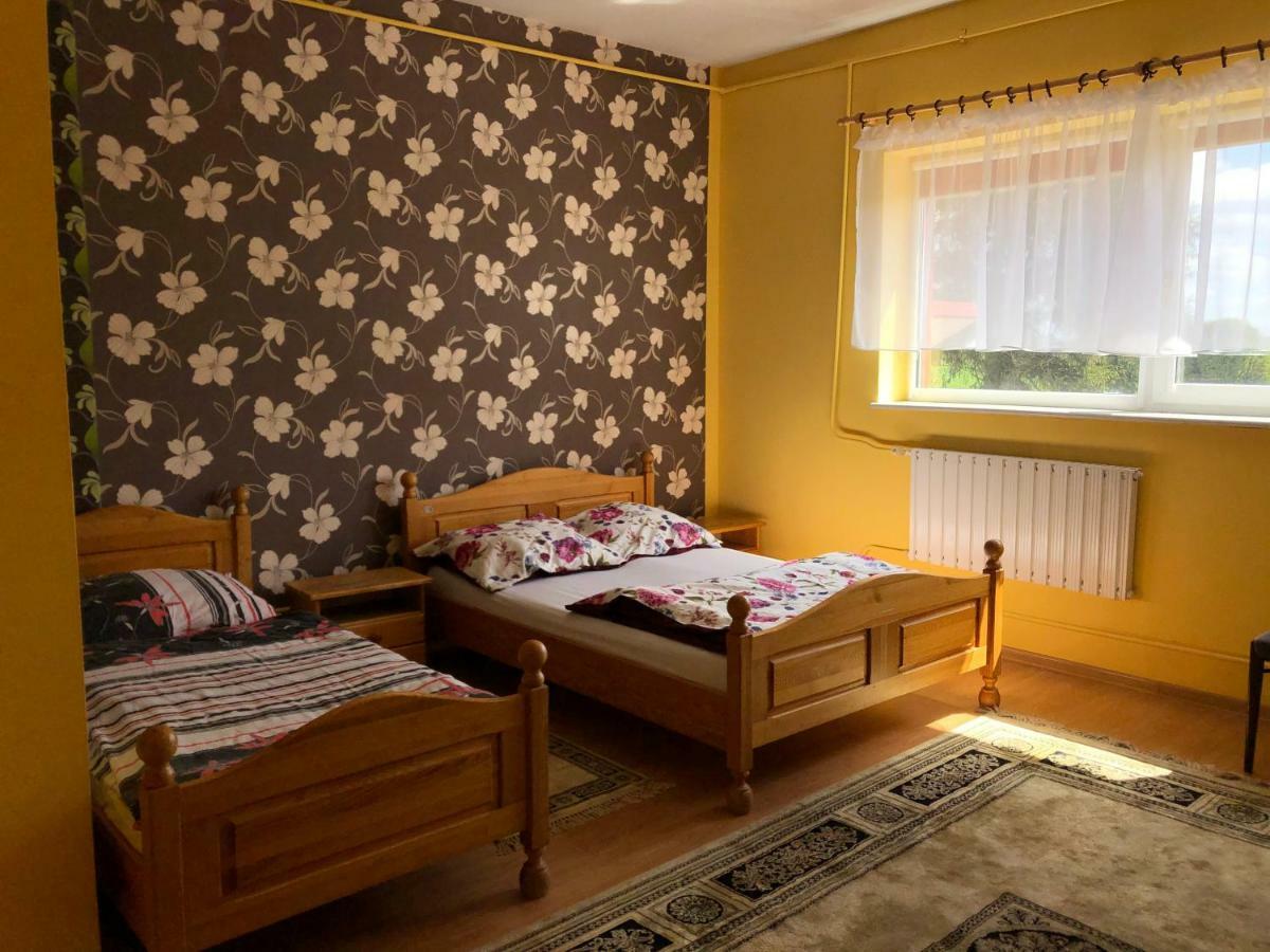 Setpol 1 Bed & Breakfast Wyszomierz  Bagian luar foto