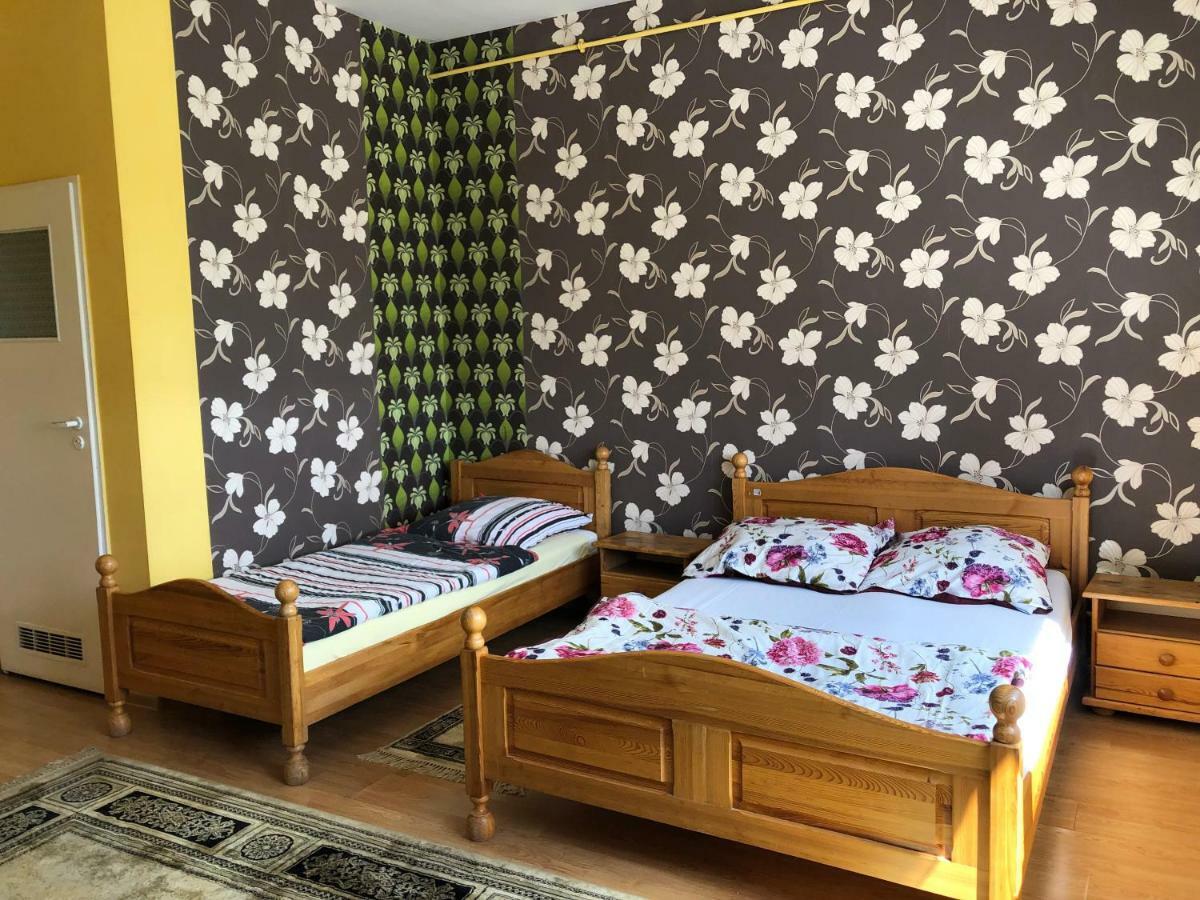 Setpol 1 Bed & Breakfast Wyszomierz  Bagian luar foto