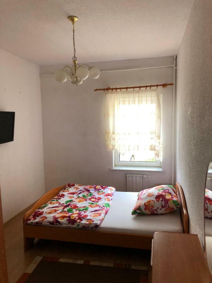 Setpol 1 Bed & Breakfast Wyszomierz  Bagian luar foto