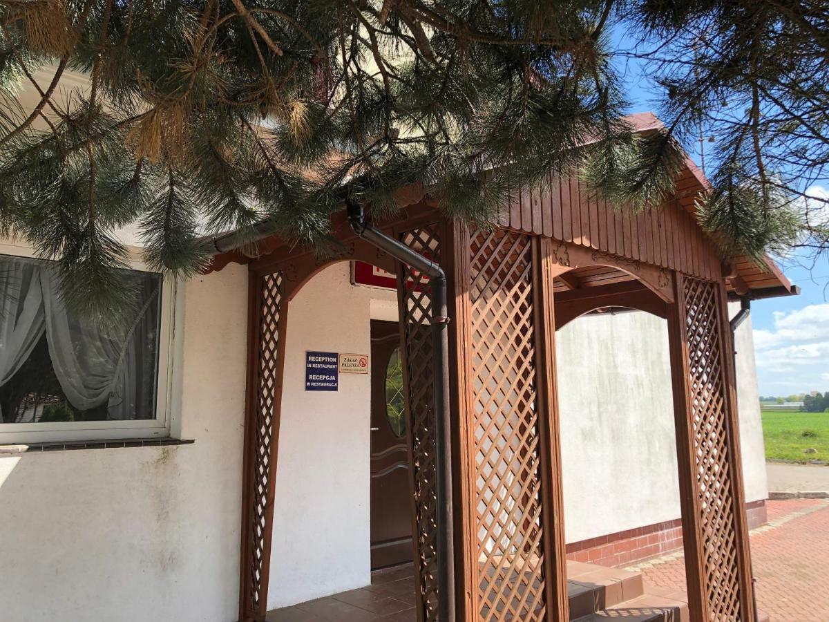Setpol 1 Bed & Breakfast Wyszomierz  Bagian luar foto