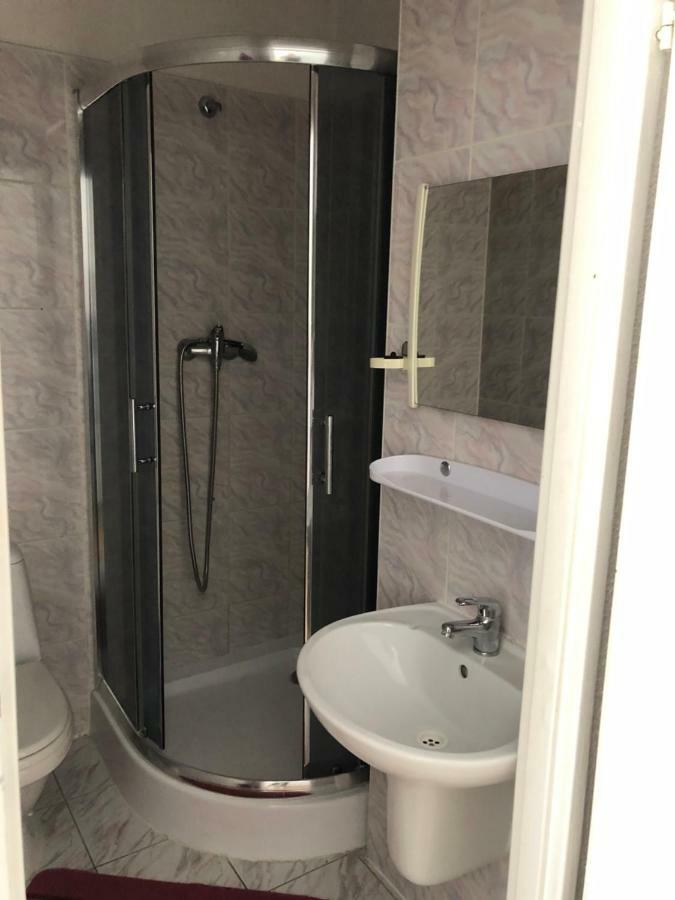 Setpol 1 Bed & Breakfast Wyszomierz  Bagian luar foto