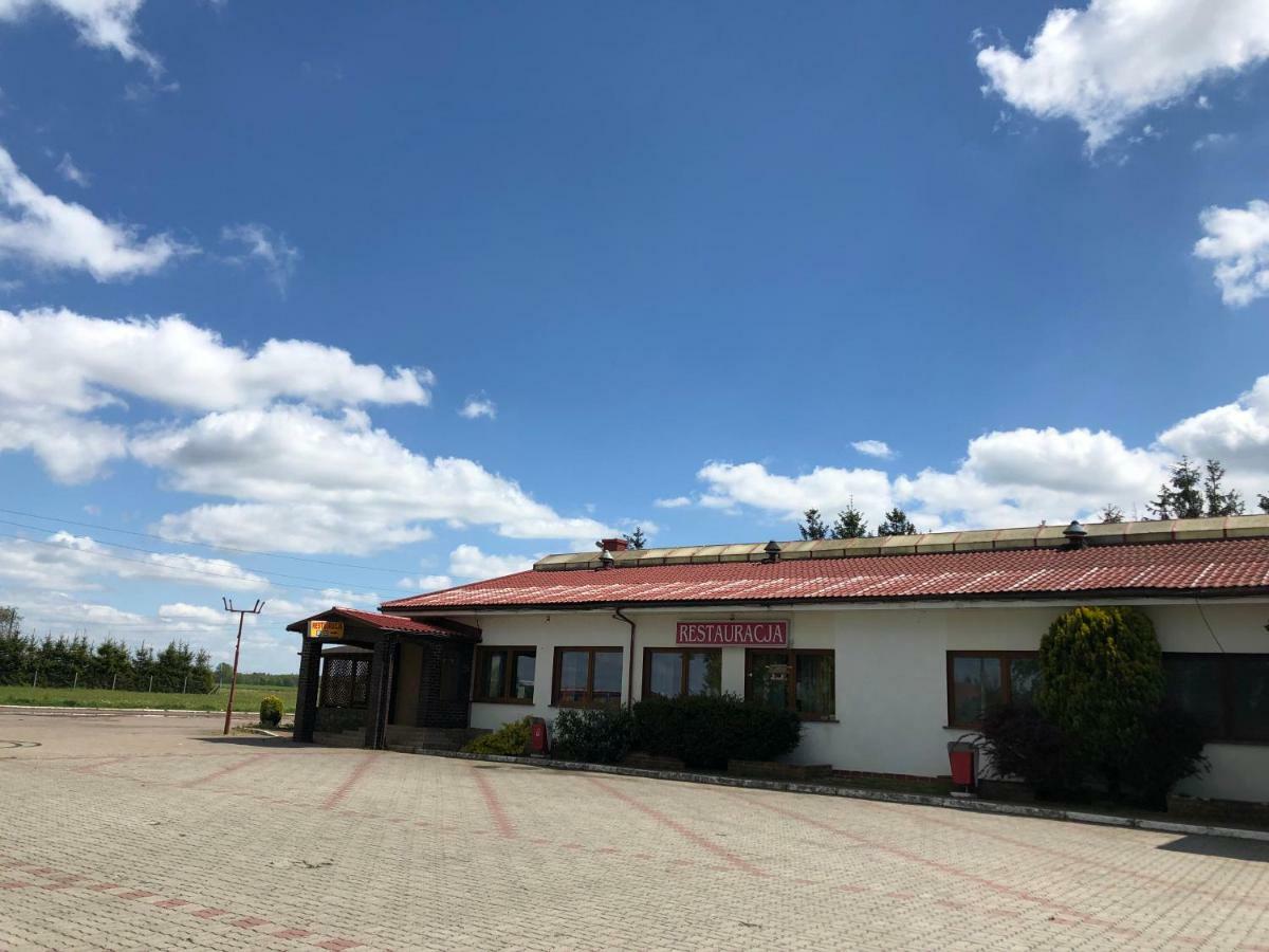 Setpol 1 Bed & Breakfast Wyszomierz  Bagian luar foto